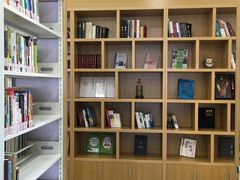 -淮海中路街道图书馆