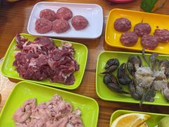 -养牛邓·潮汕牛肉海鲜自助火锅(广州店)