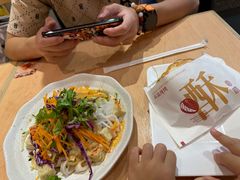 -剪花娘子·陕西面馆(上海川沙百联店)
