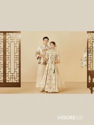 -雪中彩影婚纱摄影·微光艺术中心