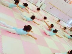 -桃子公主舞蹈培训(万柳校区)