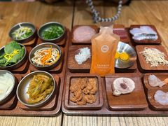 -银米·云南传统过桥米线(双廊黑金冠店)