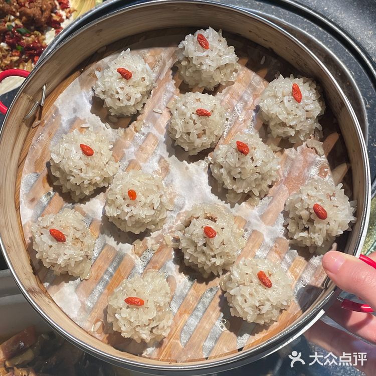 高桥这家衡阳菜连我这个衡阳人都被它拿下了🥹  