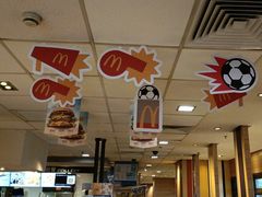 -麦当劳(江湾镇店)