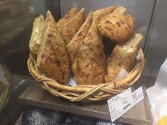 -欧式面包坊(青岛万象城店)