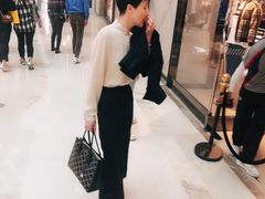 -BURBERRY(上海港汇恒隆广场店)