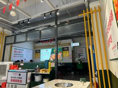-晓彭肥肠鸡·泡椒鸡火锅(水木天地店)