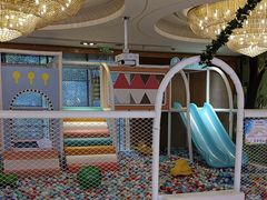 -昆山裕元花园酒店·温莎西餐厅