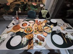 -ins森林童话餐厅coffee&bistro