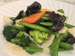 -品海楼·大连海胆锅贴馆(东港店)