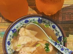 -老谢野馄饨(延安路店)