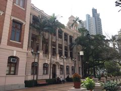 -香港大学