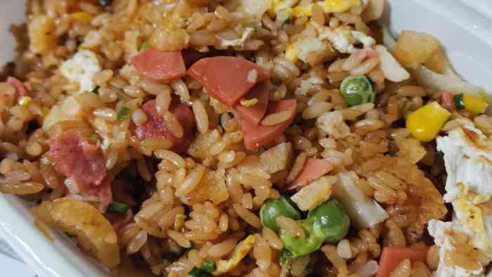 拼一碗蛋炒饭(大柏树店)-"我晚上11点多点的外卖,12点半到的,吃.