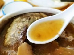 -横河佬炖品店(罗阳一路老店)