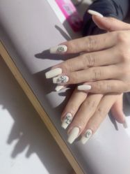 -瞧·享轻奢美甲美睫