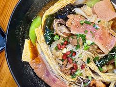 -上海市位育初级中学