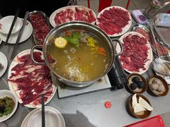 -金龙大四喜牛肉火锅