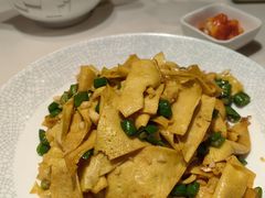 -麒麟小院·老九江菜(安平路店)