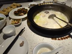 胡椒猪肚鸡-顺德公广东猪肚鸡·煲仔饭(白石洲店)