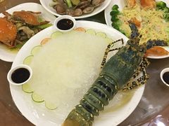 -顺峰渔港中国人的餐厅