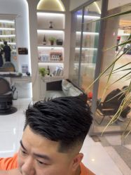 -尤司男士国潮理发馆