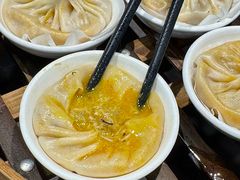 -莱莱小笼·乔艾