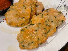 莲藕酿煎虾饼-聚缘堂·海鲜私房菜(松岭路店)