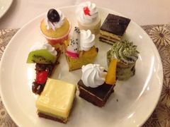 -东方豪景花园酒店·怡景旋转餐厅