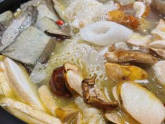 -野菌皇海景野生菌火锅(滨海大道店)