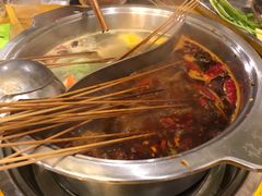 -签签飞串串火锅