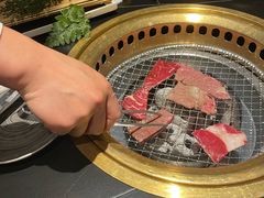 -山川小町·极番烧肉(新地假日广场店)