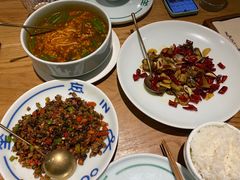 -一坐一忘云南菜(嘉里中心店)