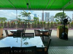 露天位-福龙葡国餐(百老汇店)
