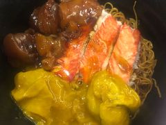 捞幼面-亞婆井·劲抽面食(铂顿城店)