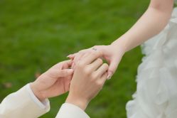 点击看大图 -挪娅婚纱摄影皇家会所