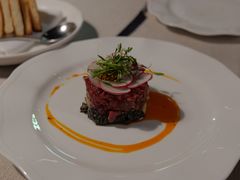 牛肉塔塔配牛油果黑橄榄酱-Solo(衡山路店)