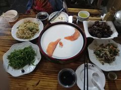 -小锅巴纳西餐厅