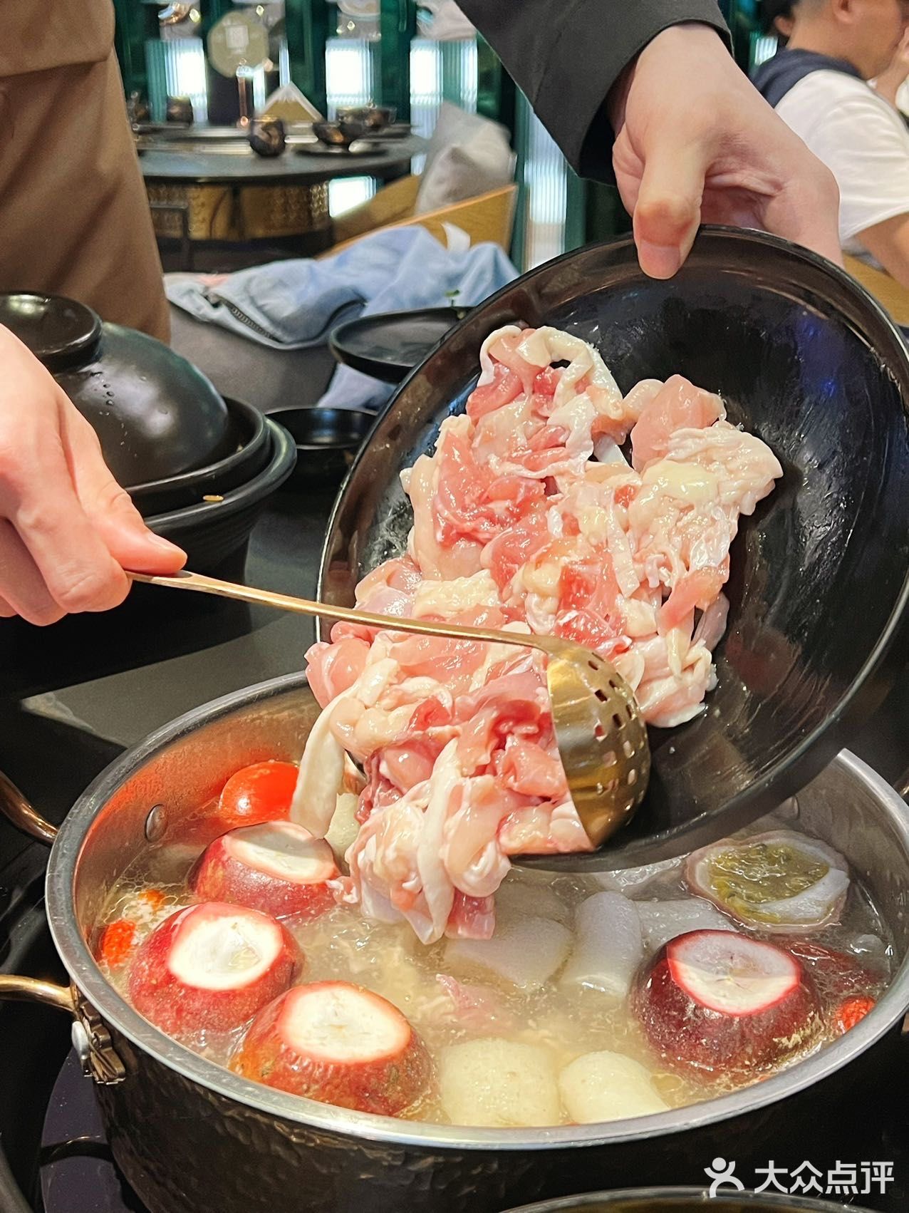 果然是镇店之宝，吃不腻 小马蹄，特级肥牛，虾滑