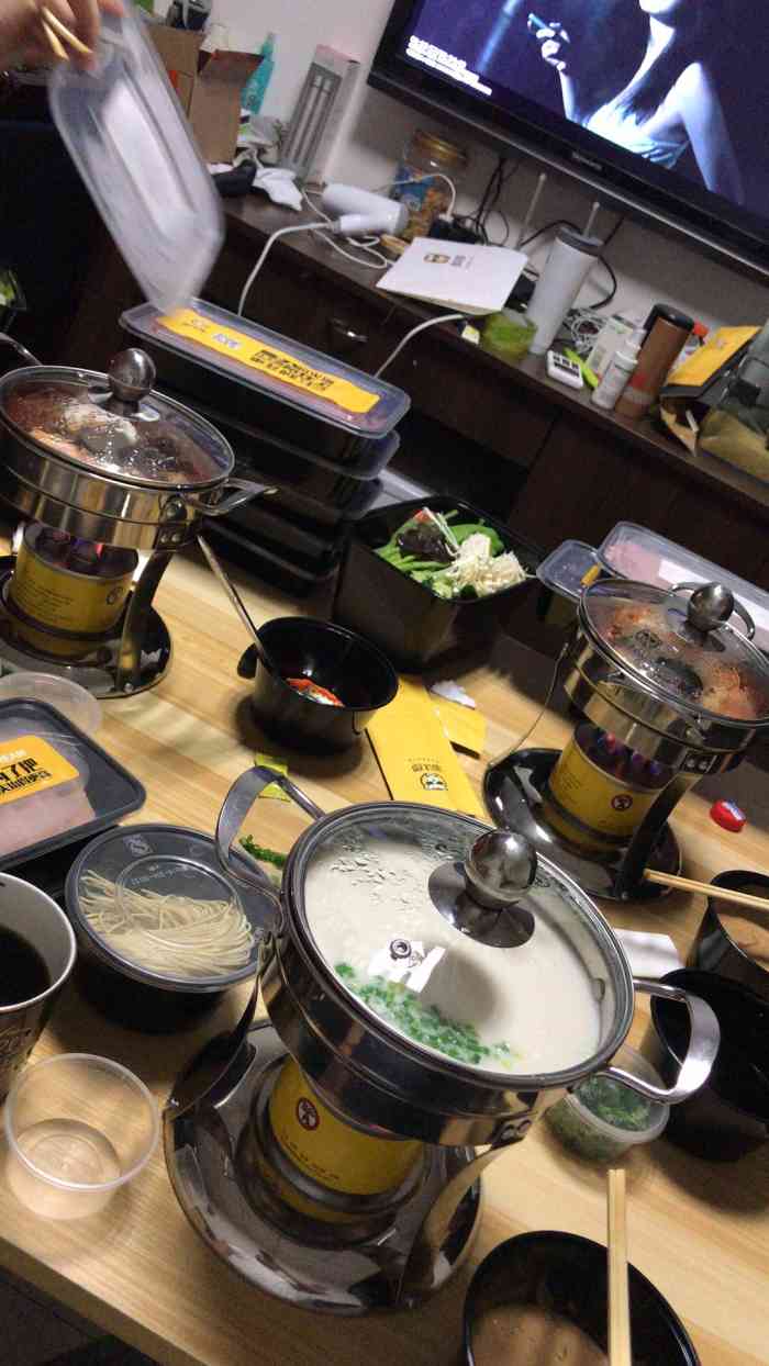 淘汰郎火锅奶茶(汇中广场店)-"食材比较新鲜,有点类似呷浦呷浦的感觉