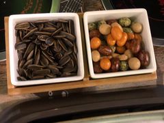 -川渝窈妹纸包鱼·齐齐哈尔烤肉