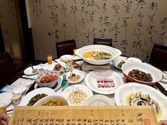 -海鸿荟·沿江菜(中山北路店)