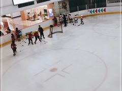 -全明星滑冰俱乐部(万象城店)