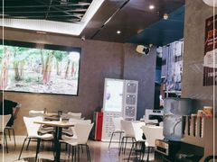 大堂-野萃山·潮汕厚果汁(十亩地店)