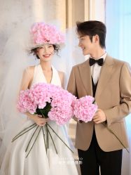-角色婚纱摄影(中心店)