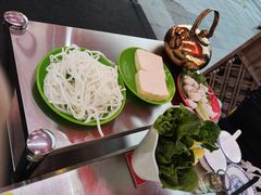 -蚝羊氣惠来羊肉火锅·高压锅生蚝