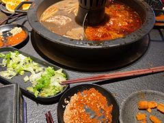 -晓宇重庆火锅(西安荟聚店)
