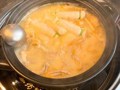 -大匠工房古船木艺术餐厅·猪肚鸡专门店(长白仙岛店)
