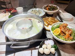 -丽江龙继斑鱼庄(罗宾森购物广场店)