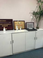 -咪咪专业脱毛连锁机构