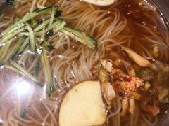 冷面-白玉串城(南六中路店)